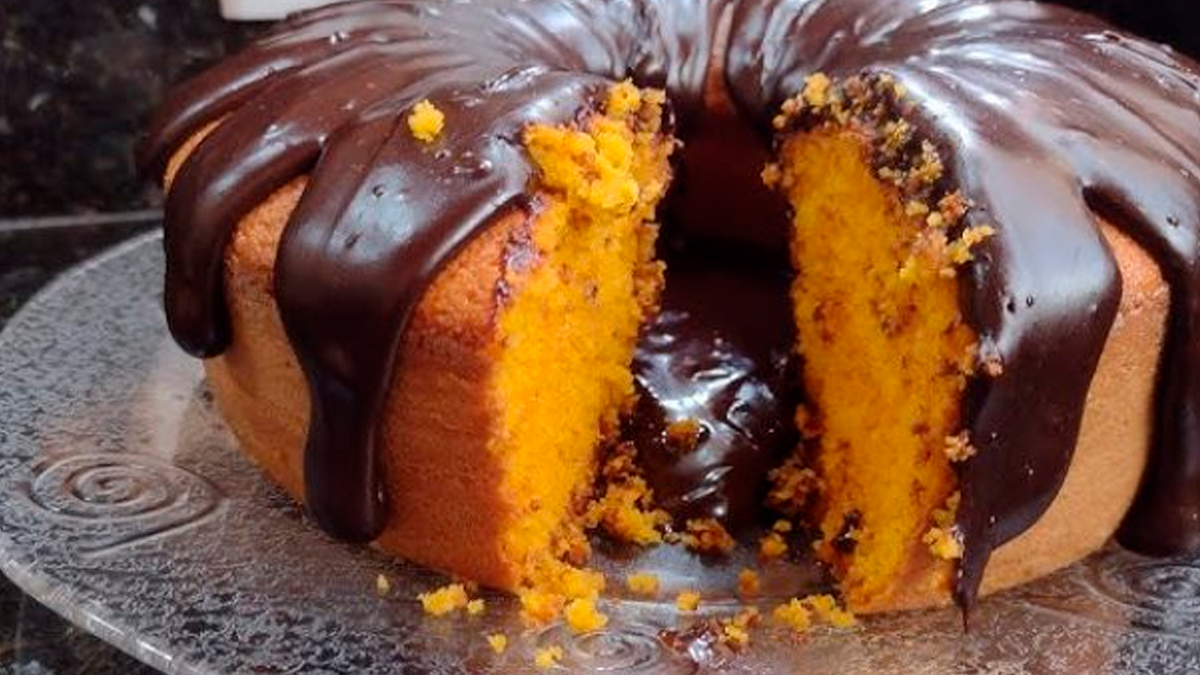 Receita de Bolo de Cenoura com Banha de Porco