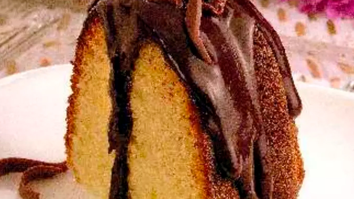 Receita de Bolo de Mel com Chocolate